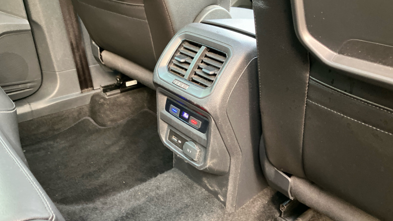 Volkswagen Tiguan 2.0 TDi 150 R-Line 5dr DSG Diesel Estate